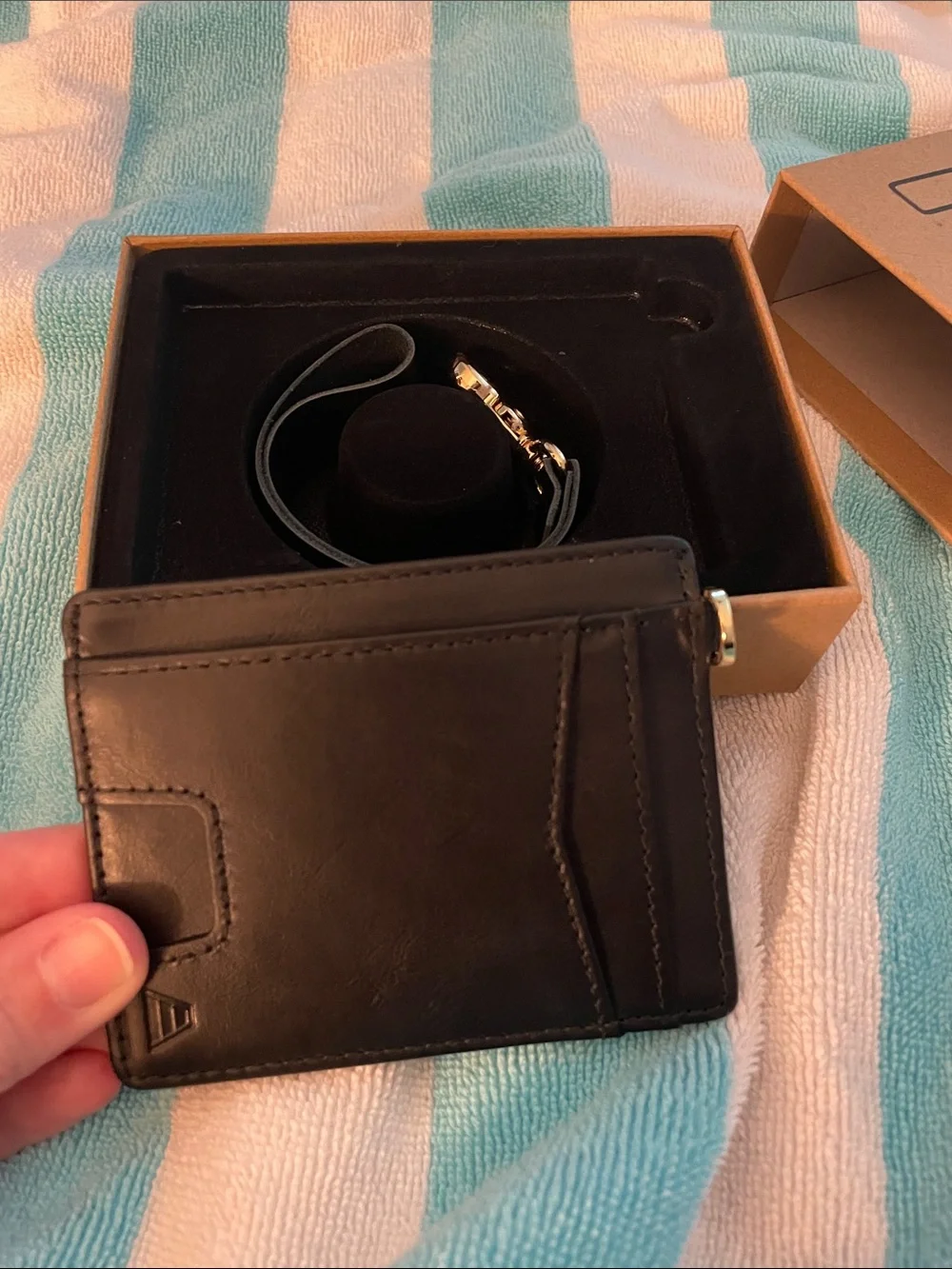 Andar Denner wallet Leather Card Holder with Lanyard- Never used